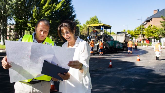 20191009-Foto- La alcaldesa en visita operacion asfalto anterior