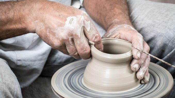 pottery-g8b8de949d_1280
