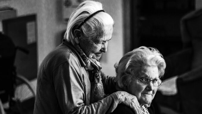 mujeres mayores