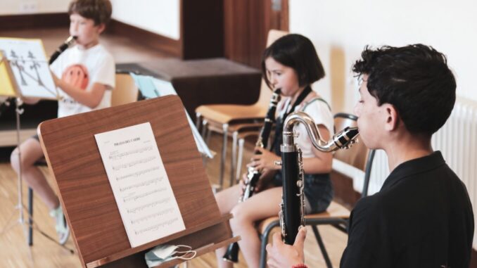 Clase conjunto escuela de Música+ (002)